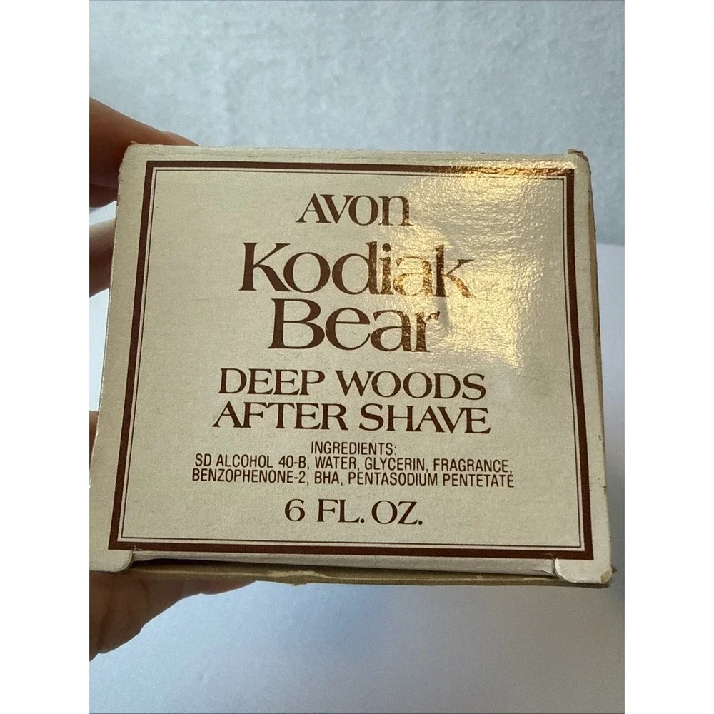 Vintage 1970s Avon Kodiak Bear Glass Decanter Bottle Full With Box After Shave
